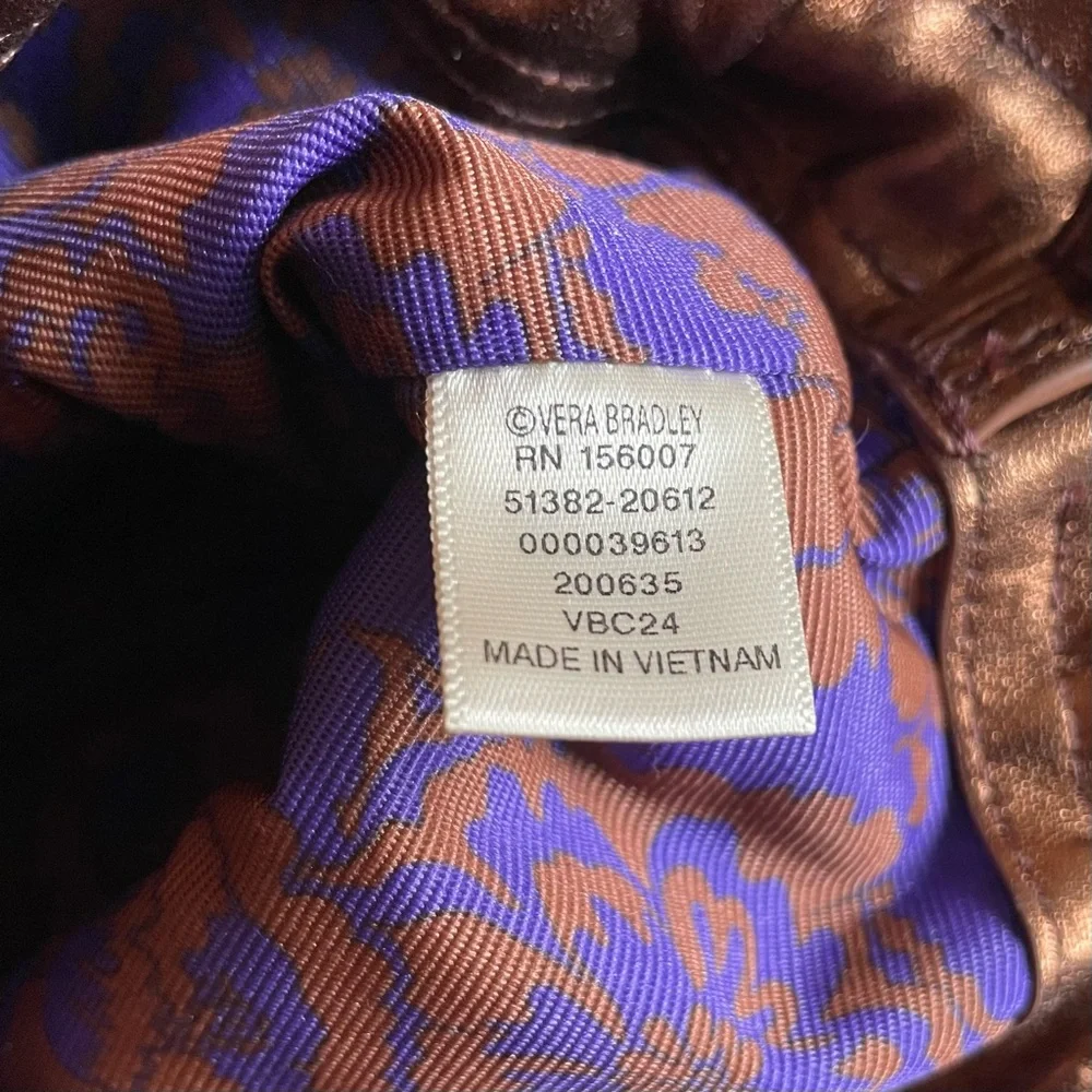 VERA BRADLEY Tilden Drawstring Crossbody Purse Handbag Bag NEVER USED LIKE NEW! - Picture 14 of 16